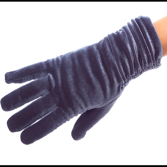 Snow Bunny Shirred Velvet Gloves-Thinsulate Lining - Picture 4 of 6